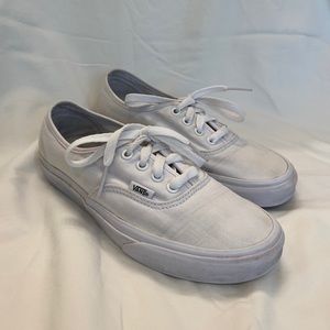 White lace up Vans